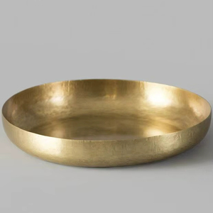 Bol en aluminium poli au design moderne, durable, sans plomb, grande taille, idéal pour servir des salades, des fruits, lors de fêtes et de mariages - Product Image 1