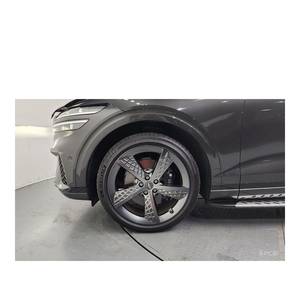 Genesis GV70 2.5T 2024, Gasolina, 2WD, con Caja de Cambios Automática, Asientos de Cuero, Cámara Trasera, 27,453 km, Volante a la Izquierda - Product Image 5