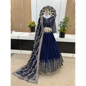 ผ้าจอร์เจียแบบแฟนซีเย็บปักถักร้อยลำดับ lehenga choli กับสีฟ้า dupatta - Product Image 1