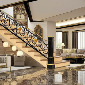 Rampe d'escalier décorative en fer forgé, main courante sur mesure, garde-corps métallique pour terrasse, solution robuste et durable pour l'intérieur et l'extérieur - Product Image 1