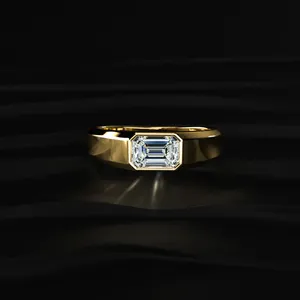 Anillo Solitario de Diamante Cultivado en Laboratorio con Corte Esmeralda para Hombre, Claridad VVS-VS, Certificado IGI, 1.0CT, Chapado en Oro, Joyería Fina, Diseño de Lujo - Product Image 1
