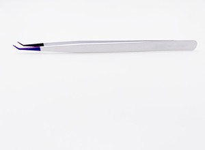 Pinzas de Precisión Profesionales Antiestáticas, Duraderas, de Acero Inoxidable con Recubrimiento Negro Multibrillante para Pestañas (75 unidades) - Product Image 6