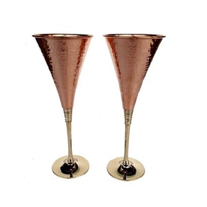 Copa de Vino de Acero Inoxidable de Lujo Personalizada, Copas de Vino Tinto de Metal Dorado Vintage - Product Image 5