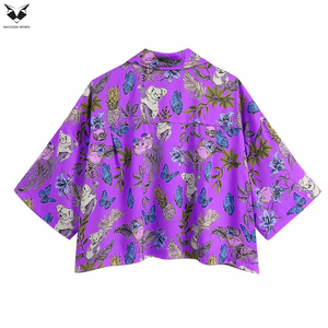 Conjunto de 2 Piezas para Mujer con Estampado Floral Morado, Top Holgado con Cuello Camisero y Botones al Frente, Atuendo Casual de Verano - Product Image 2
