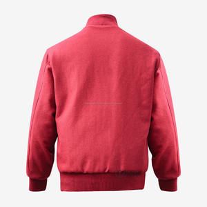 Veste Letterman unisexe rouge vintage en laine brodée de chenille personnalisée OEM vente en gros vêtements de ville baseball et collège - Product Image 3