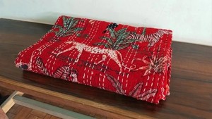 ผ้าห่มคันธาพิมพ์ลายป่าจากอินเดีย ทำด้วยมือจากผ้าฝ้าย - Product Image 3