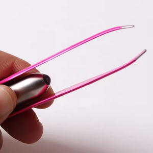 Pinzas Profesionales para Cejas con Luz LED, Pinzas para Cejas Diagonales con Lámpara, Pinzas para Cejas de Acero Inoxidable - Product Image 6