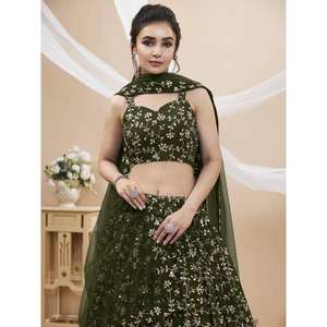Maravillosas lentejuelas verdes Georgette Mehendi Wear Lehenga Choli - Product Image 3