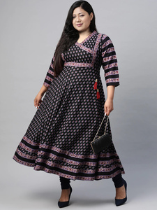 Kurta Anarkali Floral Negra de Viscosa y Rayón al por Mayor, Talla Grande para Mujer, Cuello en V, Mangas Tres Cuartos, Cómoda de Usar - Product Image 3