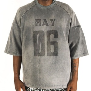 Camiseta Oversize de Algodón 100% de Alta Calidad, 300gsm, Transpirable, con Lavado Ácido y Efecto Nieve, Cuello Pequeño y Hombros Caídos, Estilo Vintage - Product Image 4