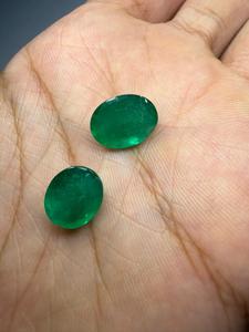 Vente en gros de 10 émeraudes naturelles ovales vertes, pierres précieuses en vrac pour boucles d'oreilles, bagues, pendentifs, fabricant de bijoux - Product Image 1