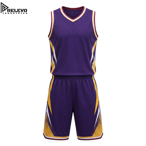 Conjunto Deportivo Personalizado con Estampado de Rayo, 100% Poliéster, Transpirable, de Secado Rápido, Cintura Elástica con Cordón Ajustable, Dorado y Blanco - Product Image 1