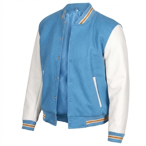 Veste varsity verte pour homme avec manches crème et bordure orange, coupe classique, vêtement d'extérieur décontracté - Product Image 4
