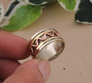 Anillo de banda de plata de ley 925 con puntos, clásico para boda, con textura Milgrain, giratorio, para mujer, al por mayor - Product Image 1