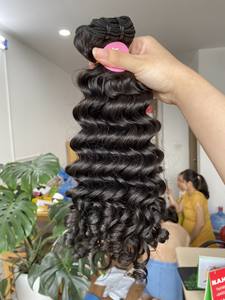 Extensiones de cabello alineado con cutícula virgen vietnamita sin procesar Trama dibujada doble Onda profunda suelta Cabello humano crudo Onda natural - Product Image 2