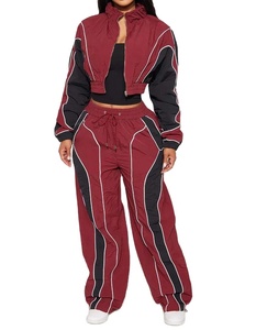 Ensemble de survêtement pour femme de qualité supérieure, coupe-vent personnalisé à capuche, fermeture à cordon, deux pièces, 100% polyester - Product Image 1