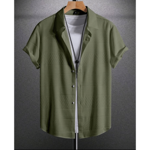 Camisa Casual de Manga Corta para Hombre, Color Verde Oliva Texturizado - Product Image 3