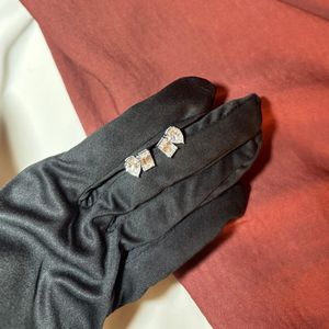 Boucles d'oreilles en diamant or blanc 14 carats, certifiées IGI, taille poire et émeraude, bijoux élégants, éclat intemporel, brillance artisanale - Product Image 2