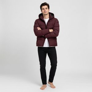 Chaqueta Acolchada con Capucha para Hombre, Cálida para Invierno, Relleno de Poliéster, Cierre de Cremallera, Logotipo Frontal Personalizable, Color Sólido Informal, Corte Ajustado - Product Image 3