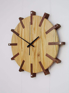 Reloj de Pared/Mesa de Madera de Diseño Escandinavo Moderno y Minimalista, Hecho a Mano, Analógico, Silencioso, de Cuarzo, con Logotipo Personalizable - Product Image 2