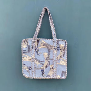 Bolso Tote Acolchado Kantha Hecho a Mano, Personalizable, Grande, Estilo Boho, para Playa y Viajes, Bolso de Compras Bordado con Bolsillo Interior, Color Sólido - Product Image 1