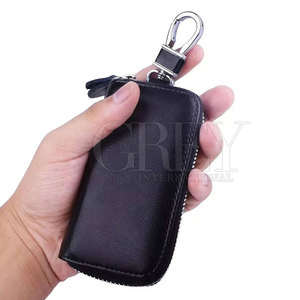 Porte-clés en cuir véritable sur mesure, design tendance et durable, pour hommes et femmes - Product Image 3