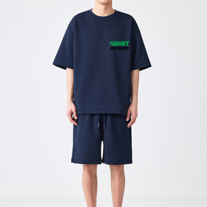 เสื้อยืดคอกลมสีครีมสำหรับผู้ชาย ผ้าฝ้ายถัก ระบายอากาศได้ดี สวมใส่สบายในฤดูร้อน พิมพ์ลายโลโก้ด้านหน้า - Product Image 4