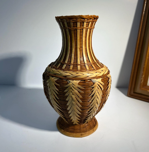 <b>Unique</b> hourglass woven rattan tabletop <b>vase</b> with two-tone chevron accent pattern, classic, available at wholesale prices. - Product Image 3