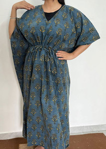 Vestido Kaftan de Algodón con Estampado Moderno, Ajuste Cómodo y Diseños Atractivos - Product Image 1