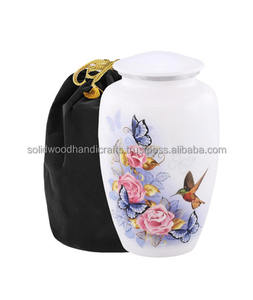 Urnas Funerarias Decorativas de Latón de Alta Calidad, Urnas Hechas a Mano para Hombres y Mujeres - Product Image 2