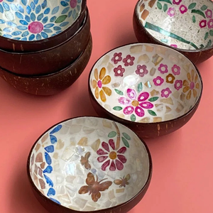 Bol en noix de coco naturel fait à la main, écologique, pour smoothies, service en cuisine, vente en gros - Product Image 4