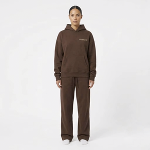 Trajes Deportivos Personalizados al por Mayor para Mujer, 100% Algodón Grueso, Color Marrón, Diseño Casual de Otoño, con Capucha y Cierre con Cordón - Product Image 4