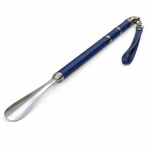Cuchara para Zapatos de Metal de Alta Calidad con Mango Largo, Agarre Envuelto en Cuero y Correa para la Muñeca - Product Image 6
