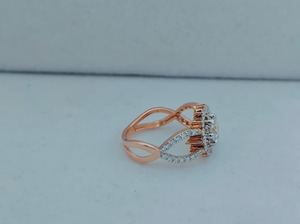 Bague florale plaquée or rose la plus vendue avec zircons cubiques étincelants pour tenue de mariée et mariage - Product Image 4