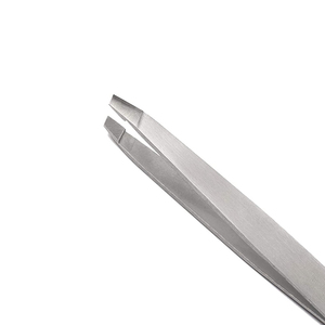Pinzas de Acero Inoxidable con Punta Inclinada para Cejas y Pestañas, las Mejores Pinzas para Cejas - Product Image 3