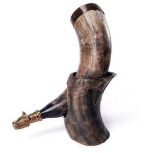 Corne à boire viking élégante et polie en corne de buffle écologique, grande capacité, avec gravure personnalisée - Product Image 5