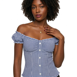 เสื้อยืดลำลองผู้หญิงทรงสตรีท ลายพิมพ์เรียบ ติดกระดุม คอวี ระบายอากาศดี แฟชั่นพิมพ์ลาย-ขายส่ง - Product Image 1