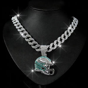 Pendentif Casque d'Aigle en Argent 925 Plaqué Rhodium avec Pierres Moissanite, Pendentif Hip Hop pour Hommes - Product Image 1