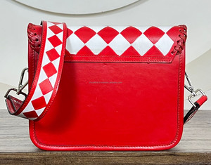 Sac à bandoulière en cuir de vachette fait main OEM ODM pour femmes, motif à carreaux, parfait pour les femmes - Product Image 5