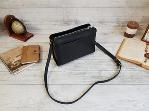 Sac à bandoulière en cuir noir pour femme, petit sac à main en cuir personnalisé, sac bandoulière pour maman, cadeau pour elle, sacs bandoulière - Product Image 2
