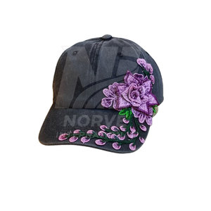 Casquette de camionneur confortable et élégante, confectionnée avec des coutures de qualité supérieure, idéale pour les sports de plein air et la mode. - Product Image 2