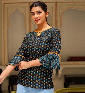 Conjunto Formal de 2 Piezas para Mujer con Estampado Floral, Tela de Rayón Negra, Elegante, Ligero, Cómodo, Blusa de Moda para Verano - Product Image 2