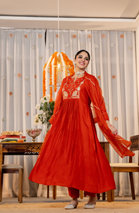 Traje Tradicional Hindú-Pakistaní para Mujer, Salwar Kameez de Seda Chanderi con Bordado, Corte Holgado y Largo hasta el Suelo, Ideal para Bodas - Product Image 3
