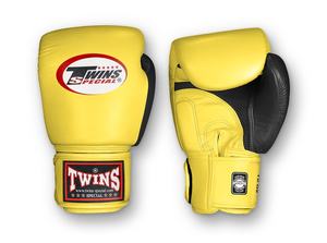 Guantes de Boxeo Profesionales Ligeros TWINS de Dedo Completo con Correa para Muñeca, Cuero Premium, Diseño Personalizable - Product Image 2