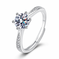 Bague en Moissanite et Platine à Grappe, Sertie de Griffes, Bijoux de Mariage de Luxe, Collection Cadeau en Gros Marque DEZYVIA OEM