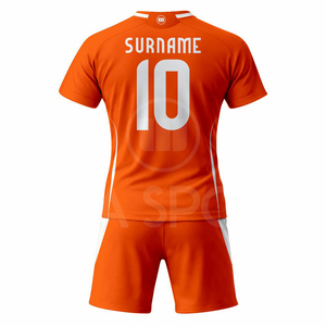 Camiseta de Fútbol Personalizada OEM de Verano, Talla Grande, Ligera, 100% Poliéster, Absorbe la Humedad, Secado Rápido, Impresión por Sublimación para Equipos - Product Image 3