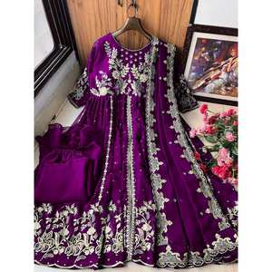 Vestido de Diseñador Indio y Pakistaní para Fiestas, Bordado Zari, Ropa de Fiesta - Product Image 2