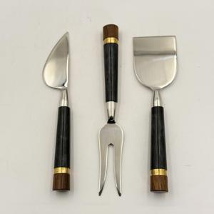 Fabricante de Primera Calidad de Juego de Cuchillos para Queso con Mango de Resina Negra, Cuchillo para Queso de Calidad Superior para Cortar Queso - Product Image 4