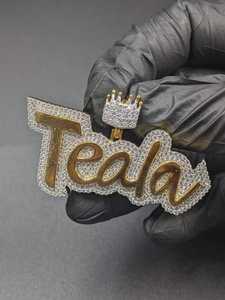 Colgante con Nombre Teala, Plata 925, Chapado en Oro de 18K, Letra con Moissanita y Corona, Estilo Hip Hop, Joyería Temática, Regalo - Product Image 2
