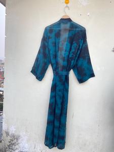 Kimono de seda azul Vintage reciclado Sari Tie Dye Kimono de seda Robe Beach Cover Up Kimono de seda - Product Image 6
